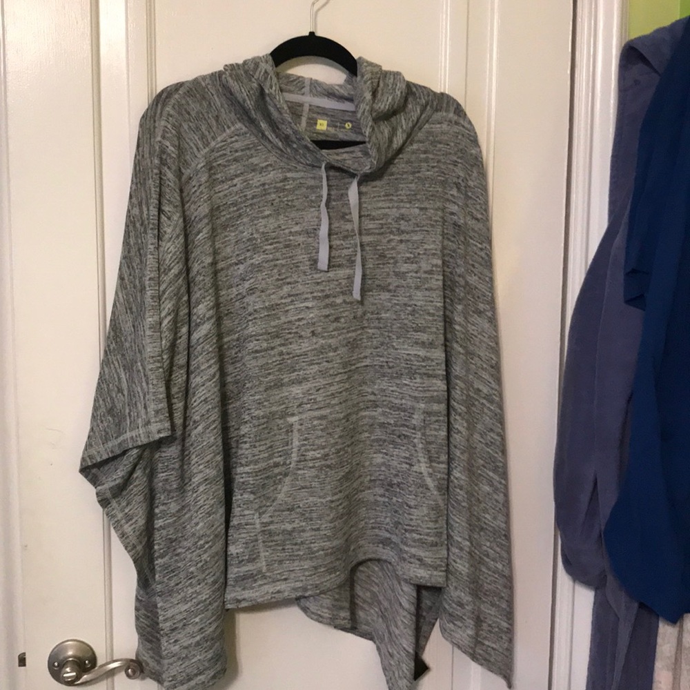 Hooded poncho